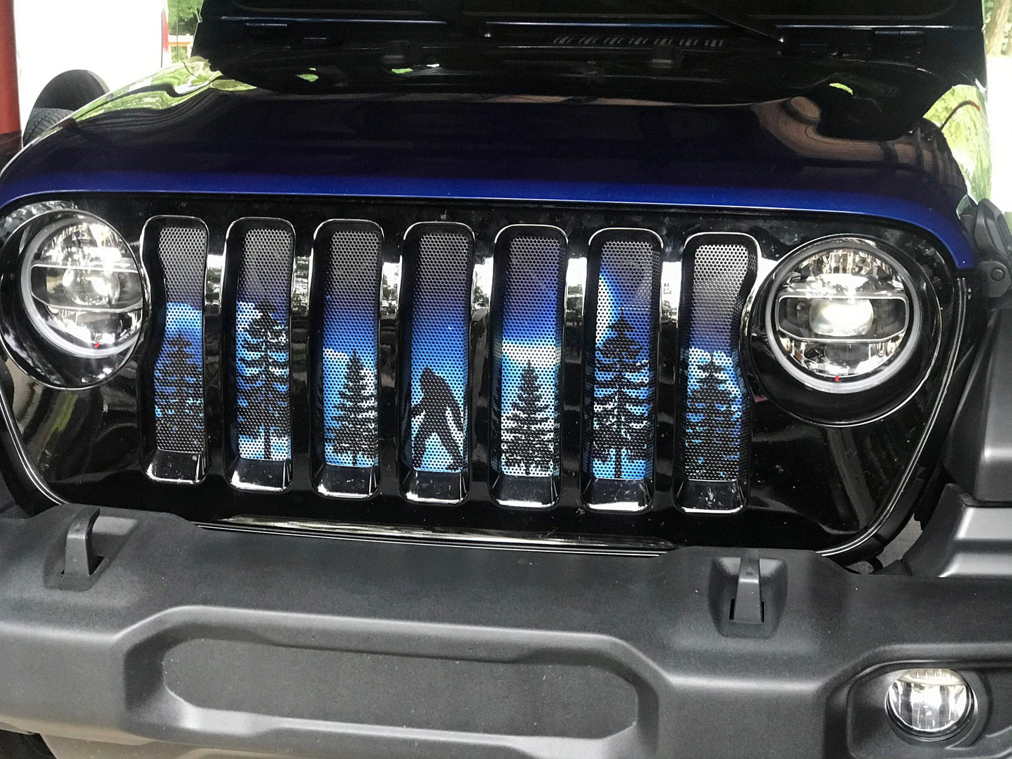 Platinum Bigfoot Dreamland Moon Grille Insert