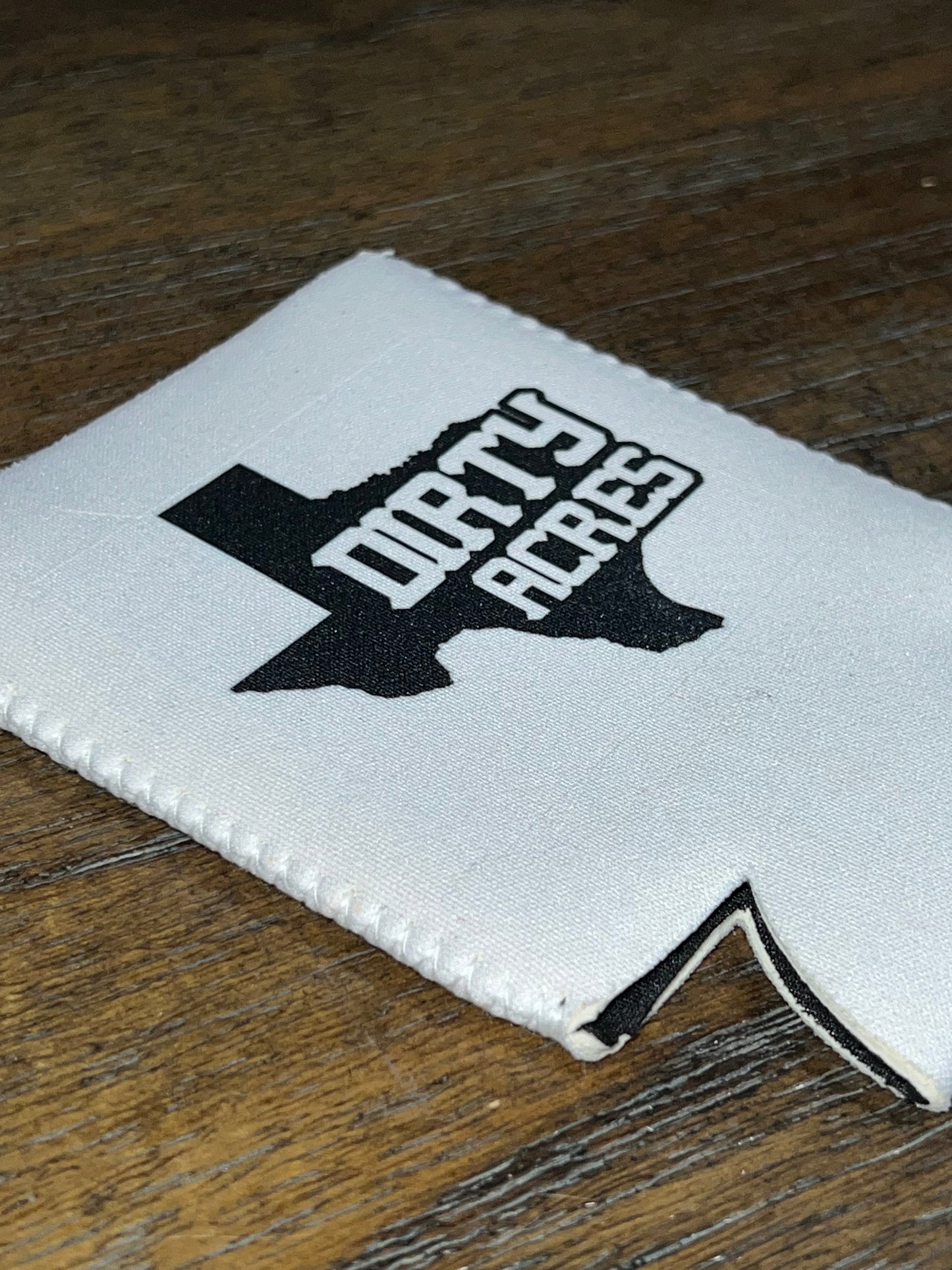 Dirty Acres Logo Neoprene Can Cooler