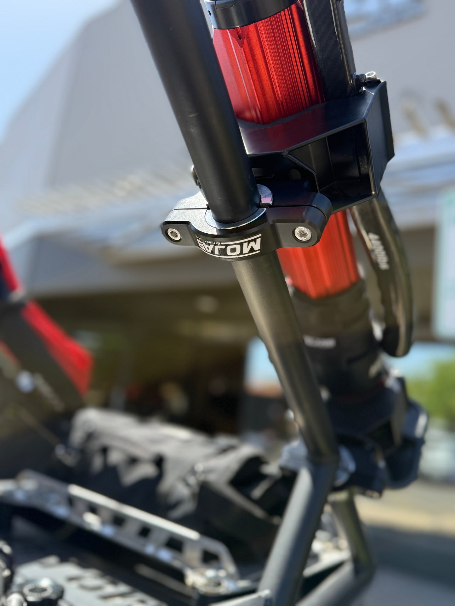 CarbonPro Compact Hydraulic Jack with Mounting Clamps MLH 40''
