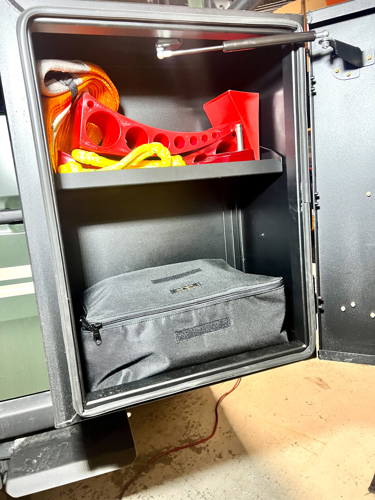 EXPEDITION BOX-LARGE Divider Storage Bags-duckduckjeep-offroad-wrangler-gladiator-3d-jeep duck-custom duck-Jeep-The Quacktory-Fun Jeep Ducks-Ducks4Jeep