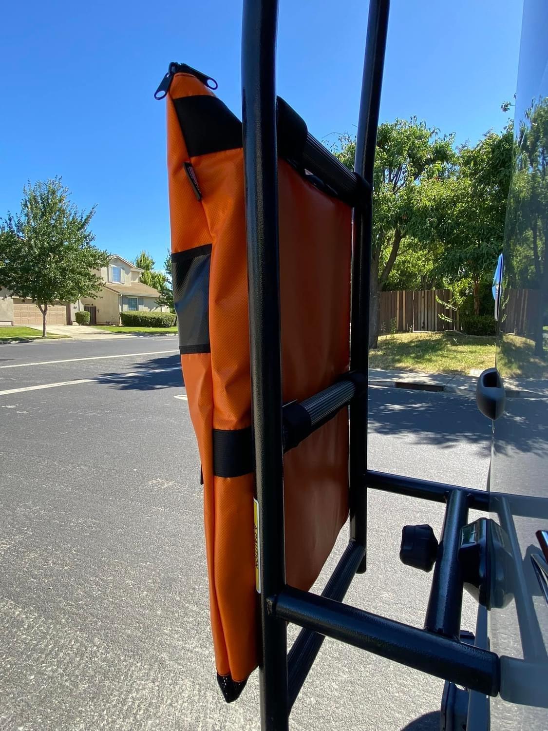INEOS Grenadier Ladder Trash Bag - 24 inch-duckduckjeep-offroad-wrangler-gladiator-3d-jeep duck-custom duck-Jeep-The Quacktory-Fun Jeep Ducks-Ducks4Jeep