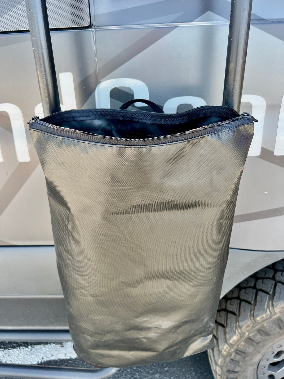 Ladder Trash Bag - 24 inch-duckduckjeep-offroad-wrangler-gladiator-3d-jeep duck-custom duck-Jeep-The Quacktory-Fun Jeep Ducks-Ducks4Jeep
