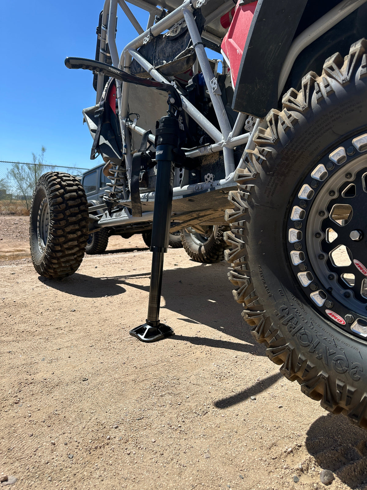 MOJAB CarbonPro Compact Hydraulic Jack with Mounting Clamps MLH 40''-duckduckjeep-offroad-wrangler-gladiator-3d-jeep duck-custom duck-Jeep-The Quacktory-Fun Jeep Ducks-Ducks4Jeep