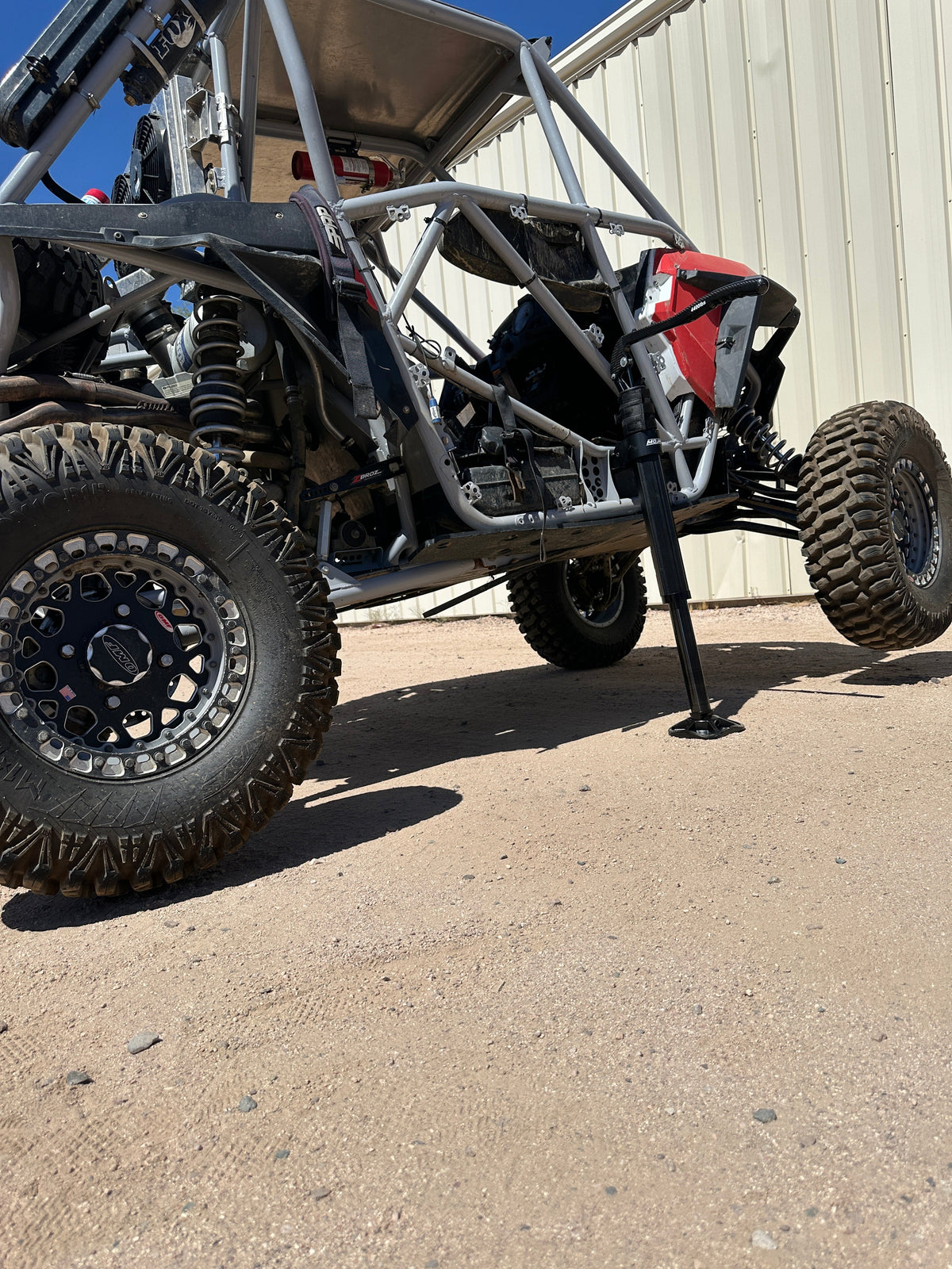 MOJAB CarbonPro Compact Hydraulic Jack with Mounting Clamps MLH 40''-duckduckjeep-offroad-wrangler-gladiator-3d-jeep duck-custom duck-Jeep-The Quacktory-Fun Jeep Ducks-Ducks4Jeep