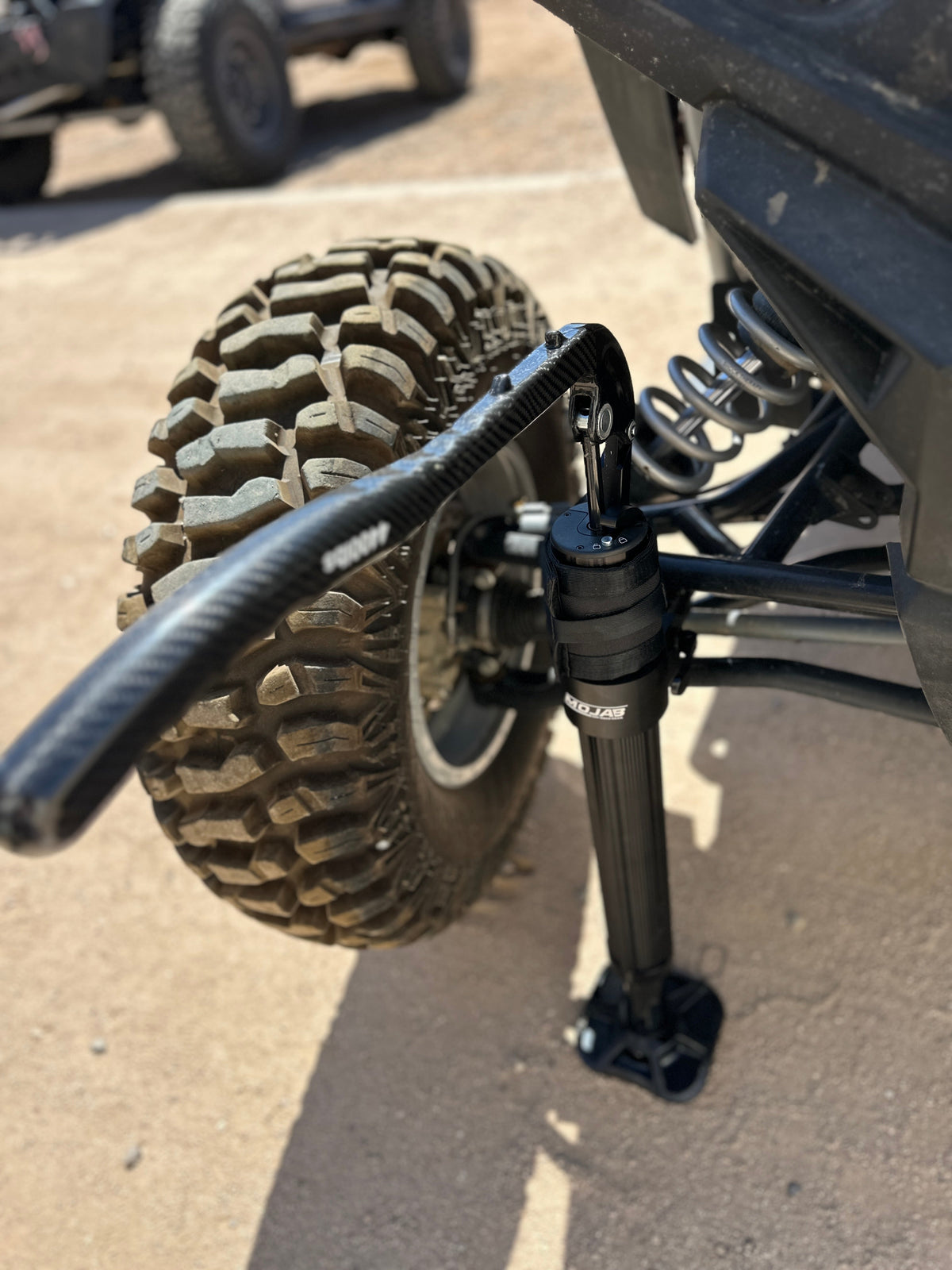 MOJAB CarbonPro Compact Hydraulic Jack with Mounting Clamps MLH 40''-duckduckjeep-offroad-wrangler-gladiator-3d-jeep duck-custom duck-Jeep-The Quacktory-Fun Jeep Ducks-Ducks4Jeep