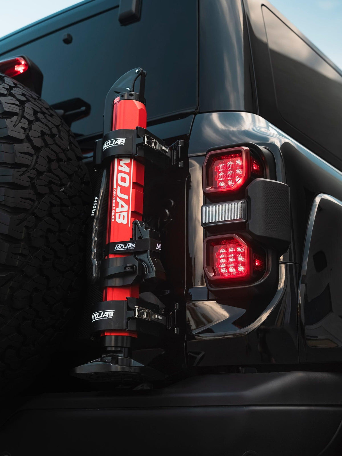 MOJAB CarbonPro Compact Hydraulic Jack with Mounting Clamps MLH 40''-duckduckjeep-offroad-wrangler-gladiator-3d-jeep duck-custom duck-Jeep-The Quacktory-Fun Jeep Ducks-Ducks4Jeep