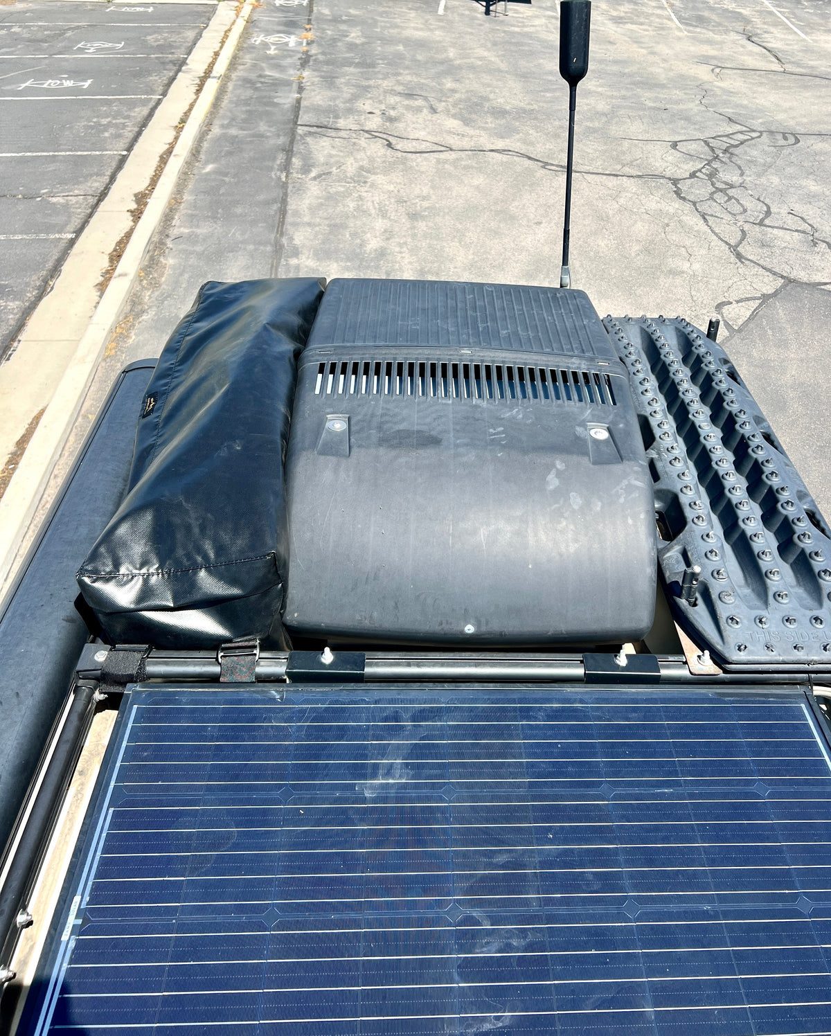 REVEL Van Weather Resistant Roof Top Storage Bag-duckduckjeep-offroad-wrangler-gladiator-3d-jeep duck-custom duck-Jeep-The Quacktory-Fun Jeep Ducks-Ducks4Jeep