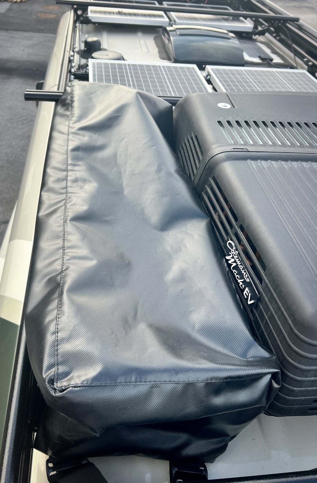 REVEL Van Weather Resistant Roof Top Storage Bag-duckduckjeep-offroad-wrangler-gladiator-3d-jeep duck-custom duck-Jeep-The Quacktory-Fun Jeep Ducks-Ducks4Jeep