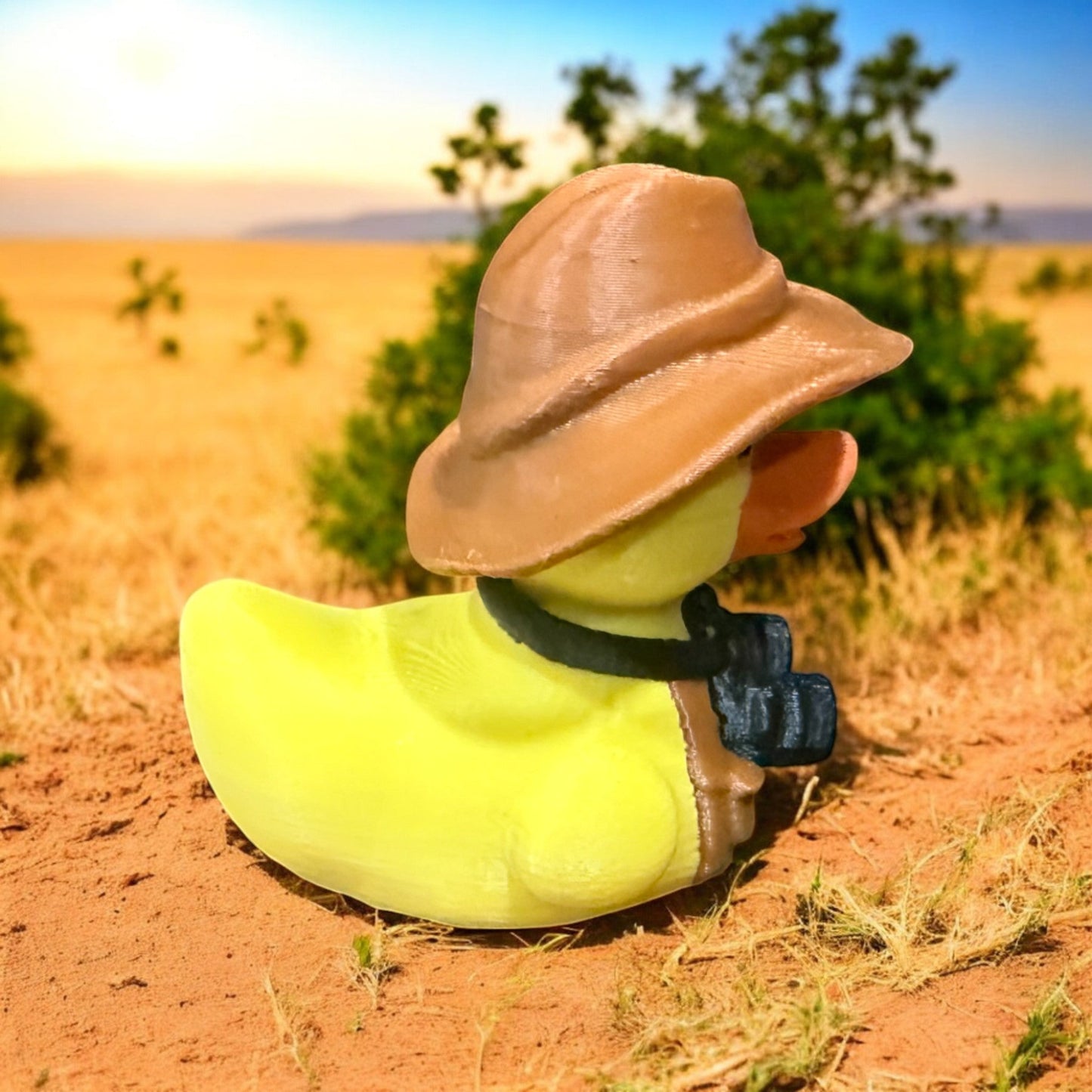 Safari Duck – 3D-Printed Duck Dressed for Adventure with Binoculars & Jungle Hat