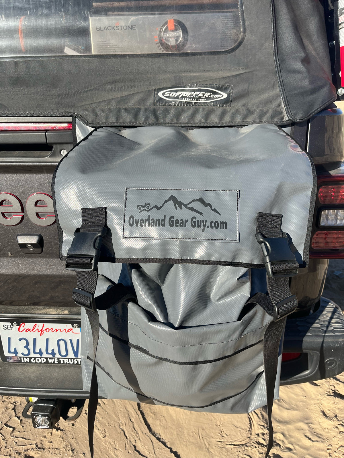Tailgate Trash Bag Gladiator - Tacoma - Ram - Rivian -QuarterMaster-duckduckjeep-offroad-wrangler-gladiator-3d-jeep duck-custom duck-Jeep-The Quacktory-Fun Jeep Ducks-Ducks4Jeep