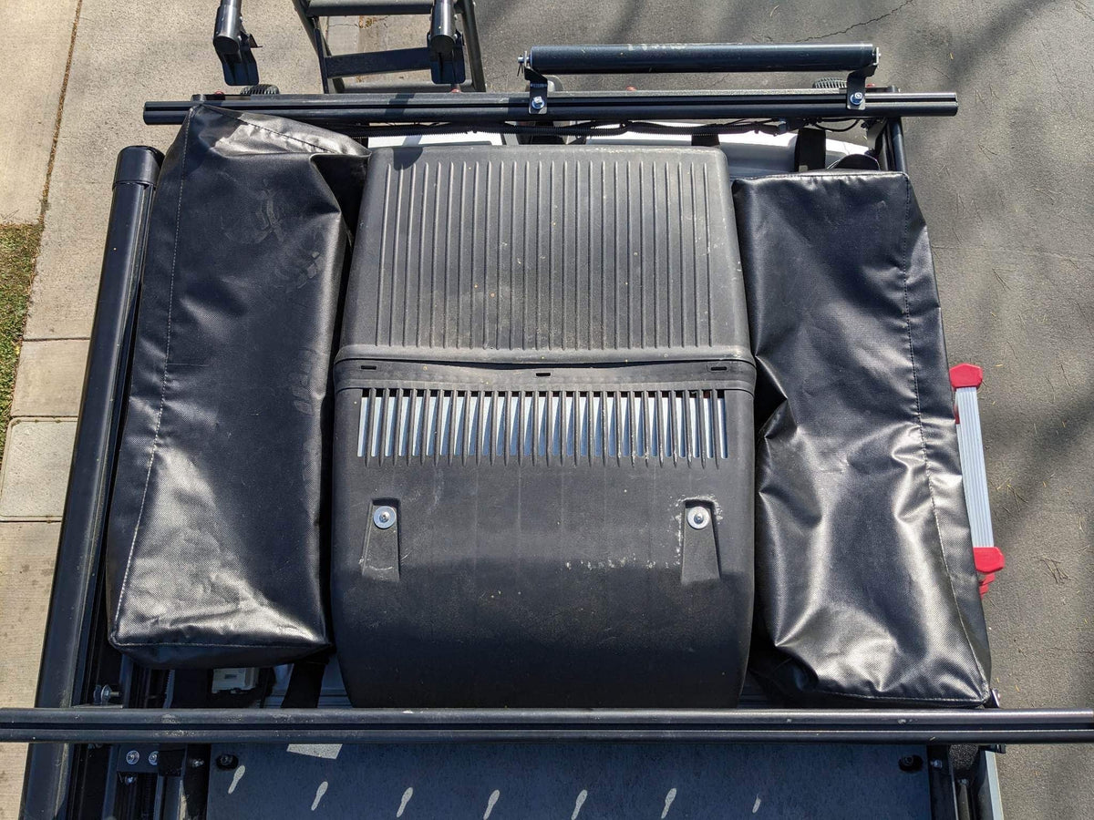 Weather Resistant Roof Top Storage Bag - Jayco-duckduckjeep-offroad-wrangler-gladiator-3d-jeep duck-custom duck-Jeep-The Quacktory-Fun Jeep Ducks-Ducks4Jeep